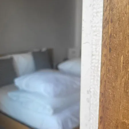Josefine Front - Adults Only Brenzone sul Garda