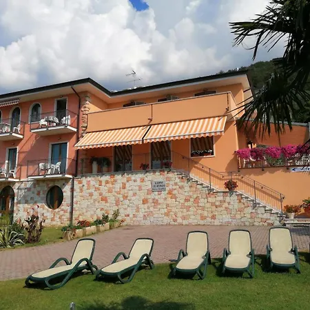 Villa Josefine Lake Front Beach And Pool (Adults Only)