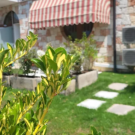 Szálloda Josefine Front - Adults Only Brenzone sul Garda
