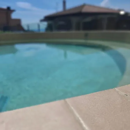 מלון Josefine Front And Pool (adults Only) ברנצונה סול גארדה
