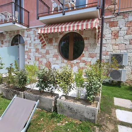 Josefine Front - Adults Only Hotell Brenzone sul Garda