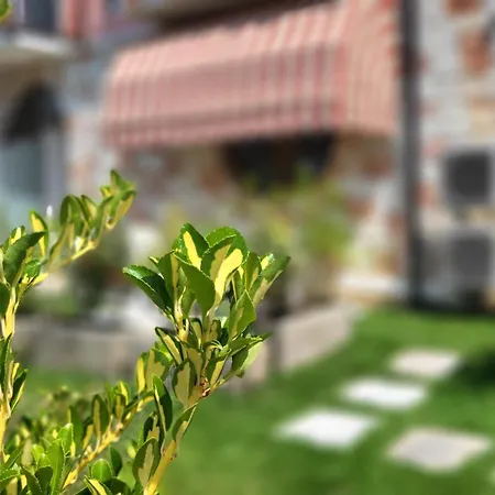 Josefine Front - Adults Only * Brenzone sul Garda