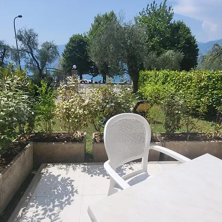 Josefine Front - Adults Only Brenzone sul Garda