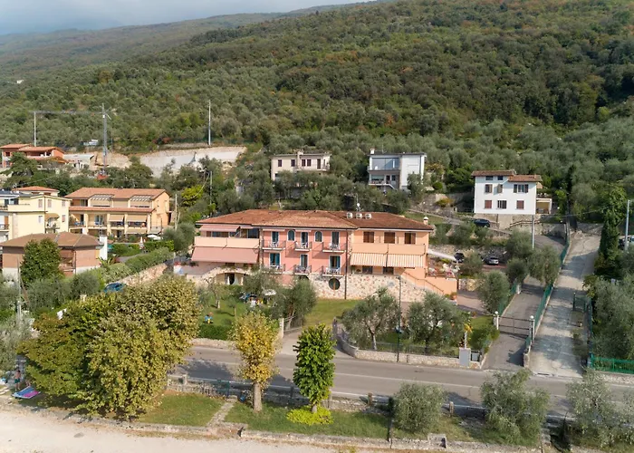 Josefine Front - Adults Only * Brenzone sul Garda