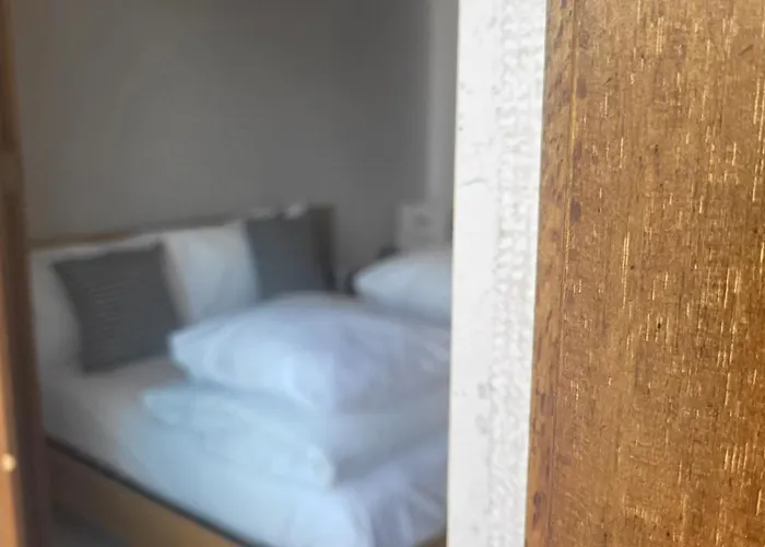 Josefine Front - Adults Only Brenzone sul Garda