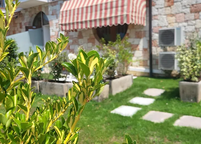 Hotel Josefine Front - Adults Only Brenzone sul Garda